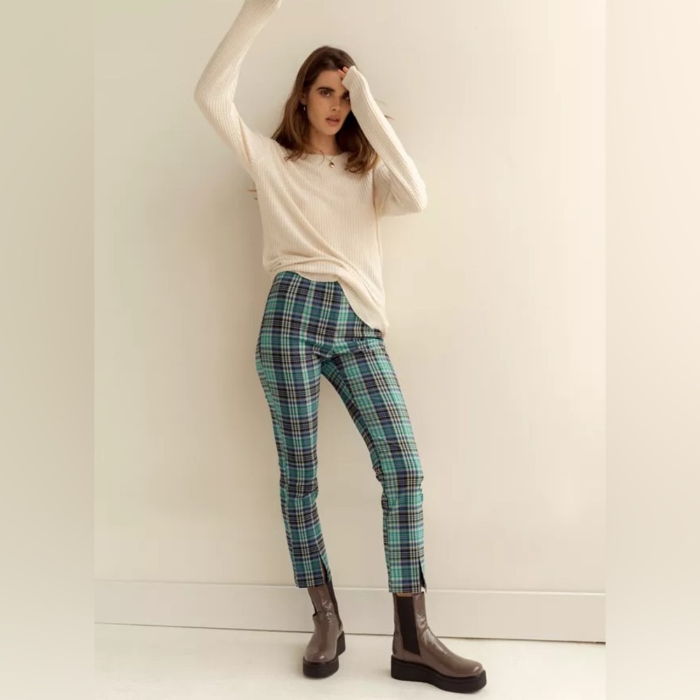 Urban Outfitters Tessa Plaid Notched Cropped High Waisted‎ Pant Size 0